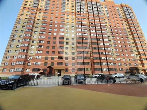 1-к квартира, 11/18 эт., 24м²