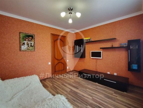 2-к квартира, 6/9 эт., 38м²