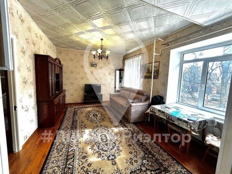 2-к квартира, 2/4 эт., 75м²