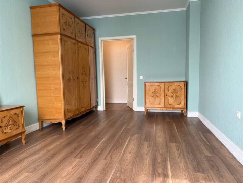 2-к квартира, 13/25 эт., 64м²