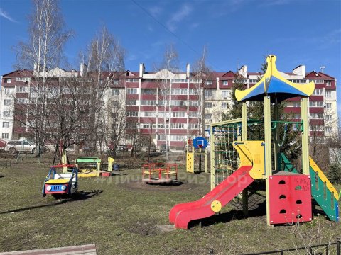 2-к квартира, 1/5 эт., 70м²