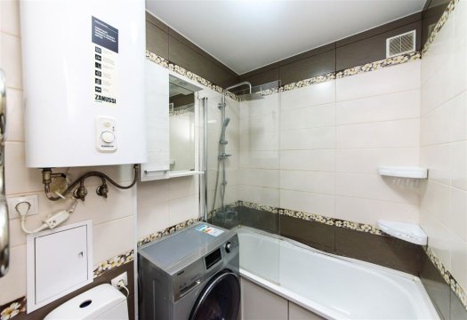2-к квартира, 1/5 эт., 45м²