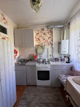 2-к квартира, 2/4 эт., 44м²