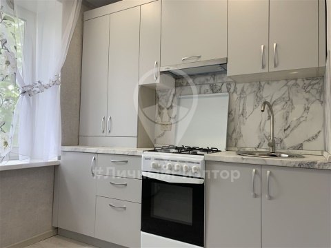 2-к квартира, 4/4 эт., 44м²