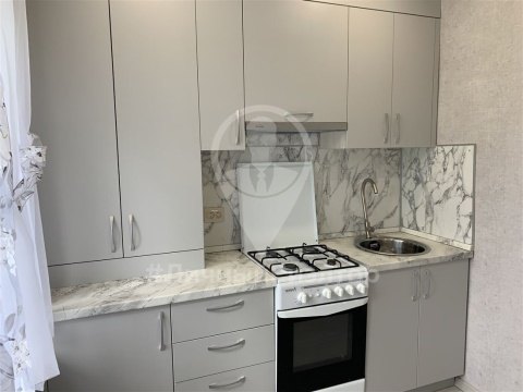2-к квартира, 4/4 эт., 44м²