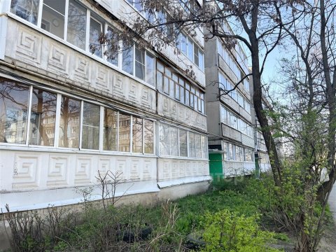2-к квартира, 1/5 эт., 42м²