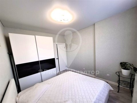 2-к квартира, 3/16 эт., 48м²