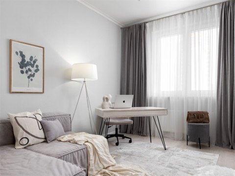 2-к квартира, 3/33 эт., 65м²