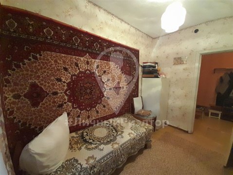4-к квартира, 1/5 эт., 58м²