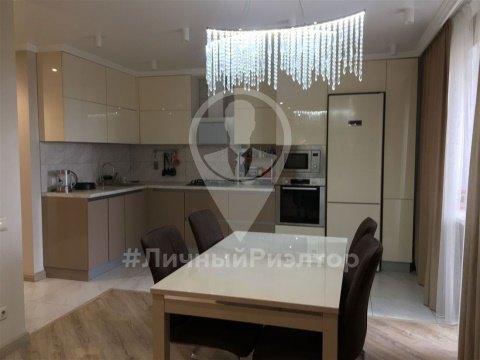 2-к квартира, 13/15 эт., 84м²