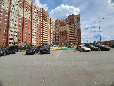 2-к квартира, 8/15 эт., 70м²