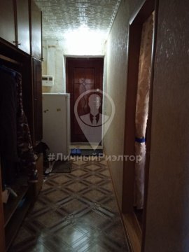 3-к квартира, 1/2 эт., 63м²