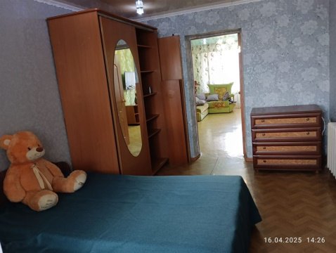 3-к квартира, 2/2 эт., 75м²