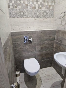 2-к квартира, 6/12 эт., 85м²
