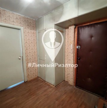 3-к квартира, 1/5 эт., 61м²