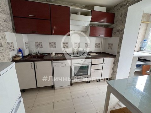 2-к квартира, 1/6 эт., 66м²