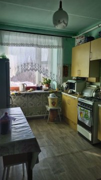 3-к квартира, 1/1 эт., 63м²
