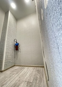 4-к квартира, 1/5 эт., 98м²