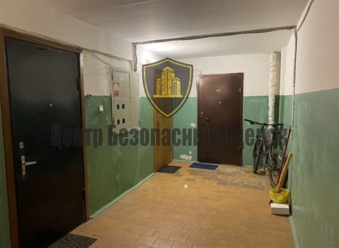 1-к квартира, 1/10 эт., 44м²