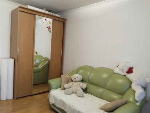4-к квартира, 7/17 эт., 85м²