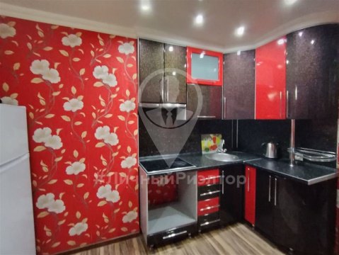 2-к квартира, 6/9 эт., 38м²