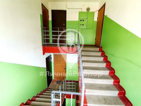 2-к квартира, 3/3 эт., 48м²