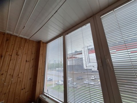 2-к квартира, 3/12 эт., 70м²