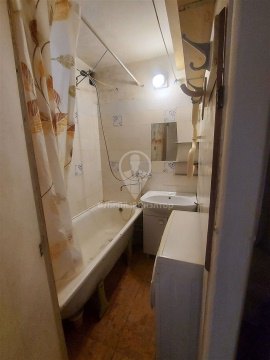 2-к квартира, 2/5 эт., 47м²