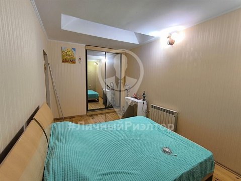 3-к квартира, 3/3 эт., 61м²