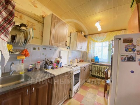 3-к квартира, 1/9 эт., 61м²