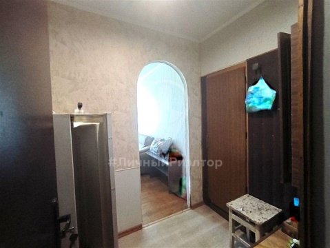 1-к квартира, 4/5 эт., 60м²
