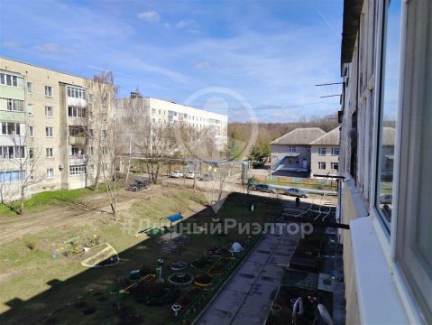 2-к квартира, 4/5 эт., 45м²