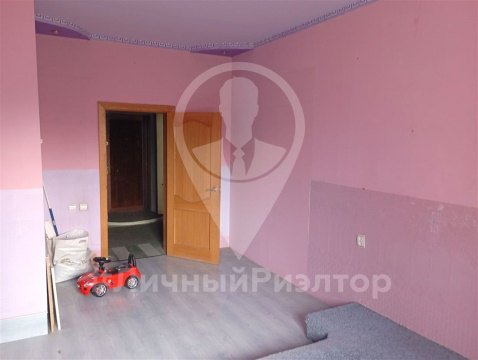 1-к квартира, 3/3 эт., 270м²