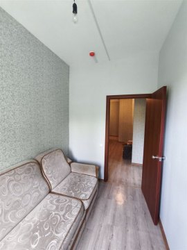 1-к квартира, 1/14 эт., 42м²