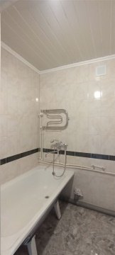 3-к квартира, 4/4 эт., 60м²