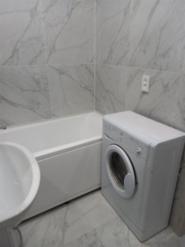 2-к квартира, 5/5 эт., 40м²