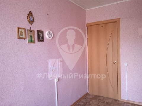 3-к квартира, 1/2 эт., 63м²