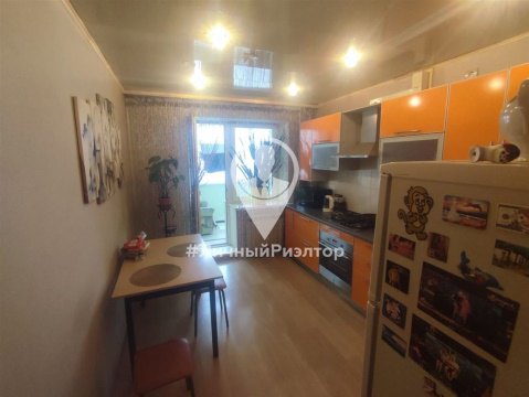 1-к квартира, 6/8 эт., 42м²