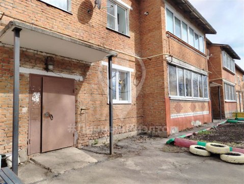 2-к квартира, 1/2 эт., 43м²