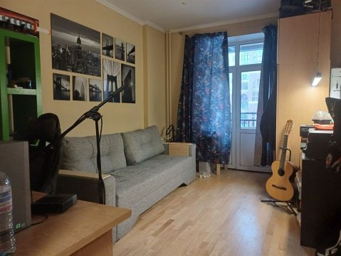 5-к квартира, 4/10 эт., 125м²