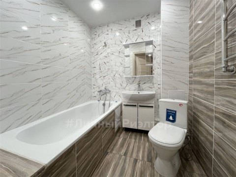 1-к квартира, 1/5 эт., 47м²