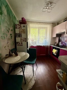 2-к квартира, 1/5 эт., 50м²