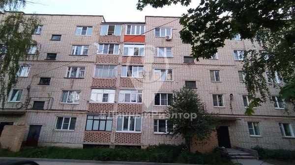 2-к квартира, 5/5 эт., 48м²