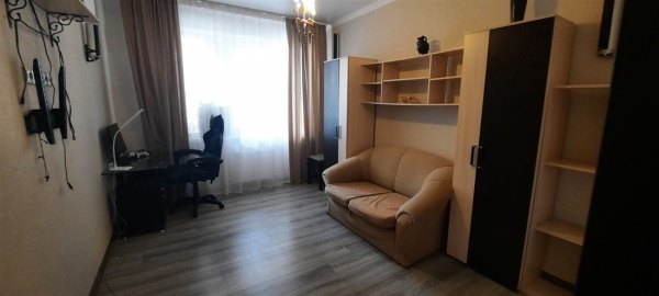 2-к квартира, 4/6 эт., 56м²