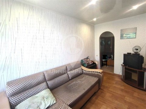 1-к квартира, 4/5 эт., 60м²