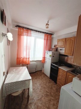 2-к квартира, 4/9 эт., 45м²
