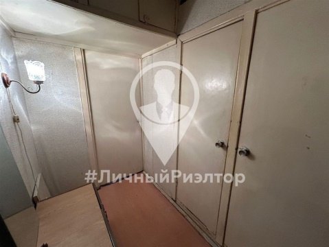 3-к квартира, 9/9 эт., 64м²