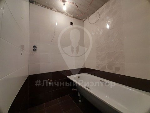 2-к квартира, 8/15 эт., 70м²