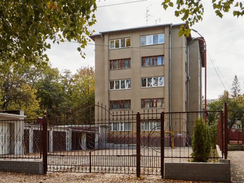 3-к квартира, 2/5 эт., 164м²