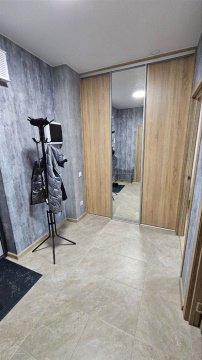 1-к квартира, 4/25 эт., 37м²